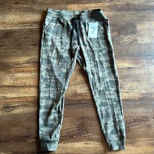 Brand New Zyia Camo Joggers with Pockets